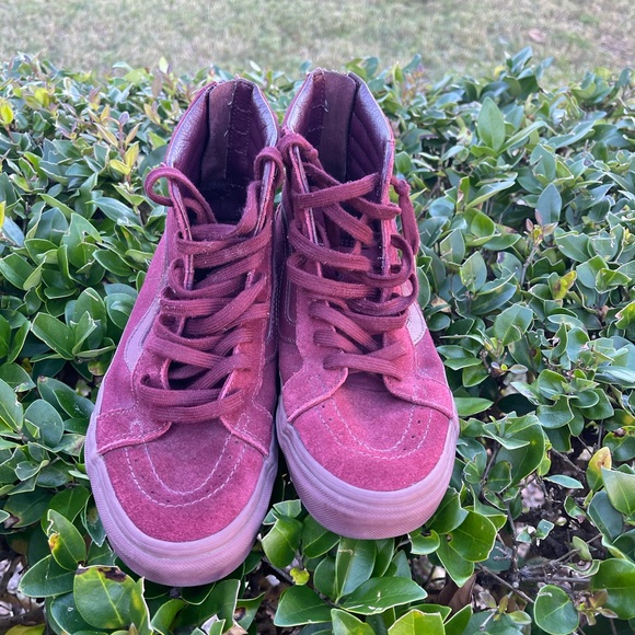 Vans Shoes - Vans off the wall high top Sneakers Unisex Women’s Size 9.5 Men’s Size 8